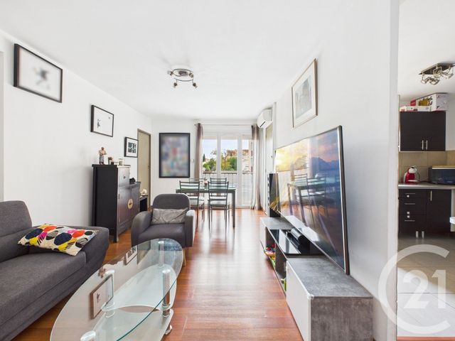 Appartement T4 à vendre - 4 pièces - 76,69 m2 - La Valette Du Var - 83 - PROVENCE-ALPES-COTE-D-AZUR