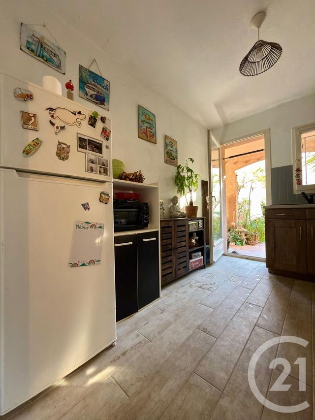 Appartement T2 à vendre - 2 pièces - 46,34 m2 - La Valette Du Var - 83 - PROVENCE-ALPES-COTE-D-AZUR