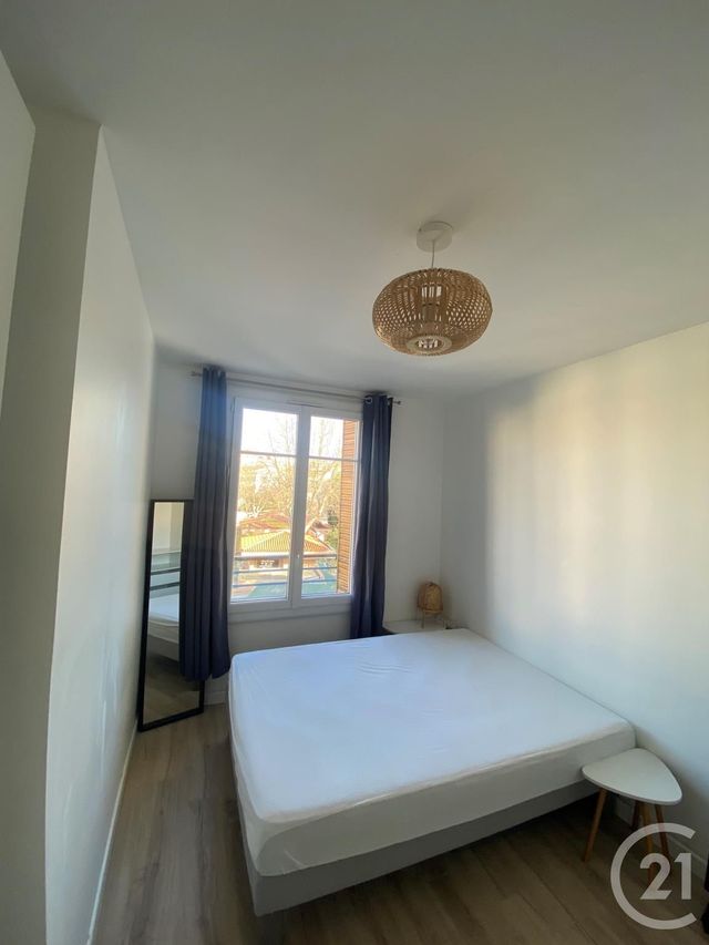 Appartement T3 à louer - 3 pièces - 51,53 m2 - Toulon - 83 - PROVENCE-ALPES-COTE-D-AZUR