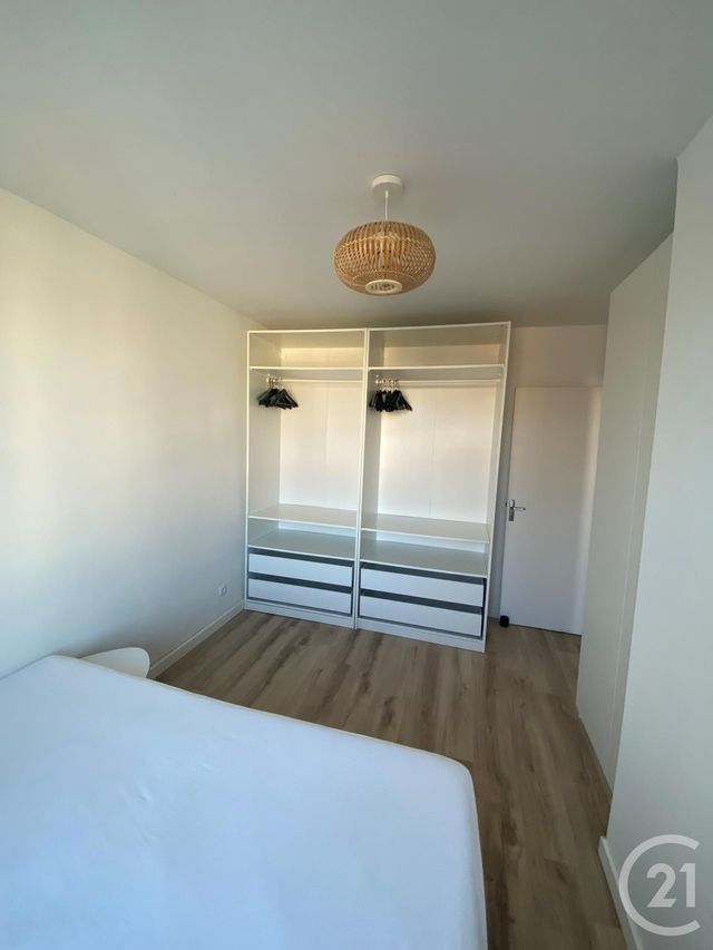 Appartement T3 à louer - 3 pièces - 51,53 m2 - Toulon - 83 - PROVENCE-ALPES-COTE-D-AZUR