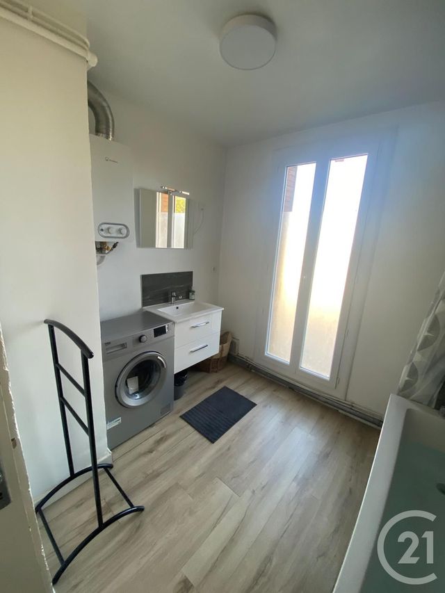 Appartement T3 à louer - 3 pièces - 51,53 m2 - Toulon - 83 - PROVENCE-ALPES-COTE-D-AZUR
