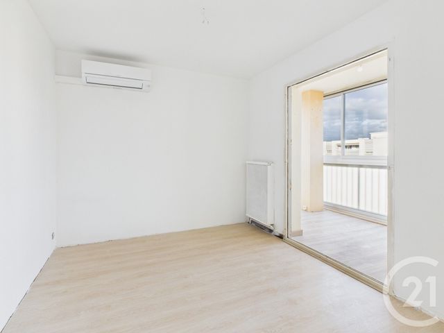 Appartement T4 &agrave; vendre - 4 pi&egrave;ces - 77,91 m2 - La Valette Du Var - 83 - PROVENCE-ALPES-COTE-D-AZUR