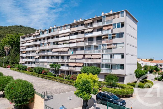 Appartement F3 &agrave; louer - 3 pi&egrave;ces - 58,78 m2 - La Valette Du Var - 83 - PROVENCE-ALPES-COTE-D-AZUR