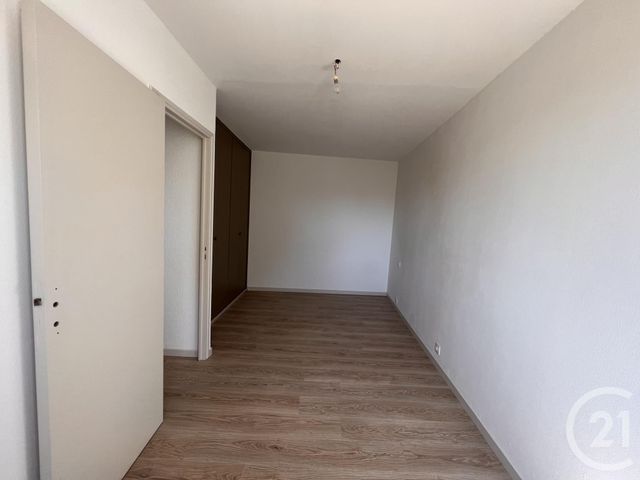 Maison &agrave; louer - 3 pi&egrave;ces - 85 m2 - Sanary Sur Mer - 83 - PROVENCE-ALPES-COTE-D-AZUR