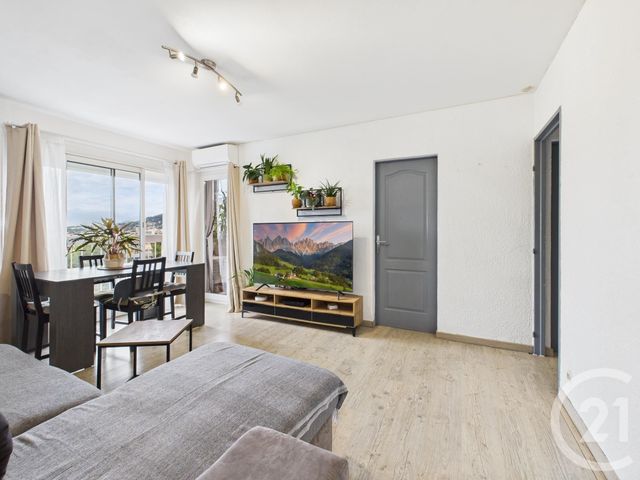 Appartement F3 &agrave; vendre - 3 pi&egrave;ces - 63,99 m2 - La Valette Du Var - 83 - PROVENCE-ALPES-COTE-D-AZUR