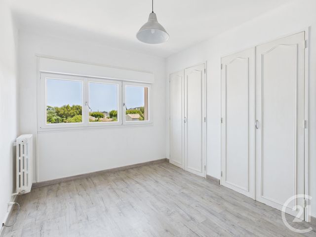 Appartement T4 &agrave; louer - 5 pi&egrave;ces - 90,80 m2 - La Valette Du Var - 83 - PROVENCE-ALPES-COTE-D-AZUR