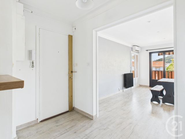 Appartement T4 &agrave; louer - 5 pi&egrave;ces - 90,80 m2 - La Valette Du Var - 83 - PROVENCE-ALPES-COTE-D-AZUR