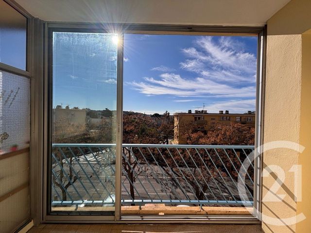 Appartement T4 &agrave; vendre - 4 pi&egrave;ces - 58,45 m2 - La Valette Du Var - 83 - PROVENCE-ALPES-COTE-D-AZUR