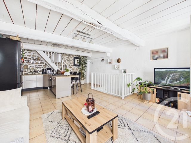 Maison &agrave; vendre - 3 pi&egrave;ces - 110,04 m2 - Meounes Les Montrieux - 83 - PROVENCE-ALPES-COTE-D-AZUR