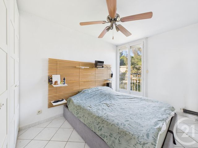 Appartement F3 &agrave; louer - 3 pi&egrave;ces - 66,25 m2 - Toulon - 83 - PROVENCE-ALPES-COTE-D-AZUR