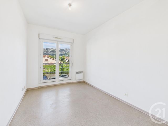 Appartement F3 &agrave; louer - 3 pi&egrave;ces - 51,76 m2 - Toulon - 83 - PROVENCE-ALPES-COTE-D-AZUR