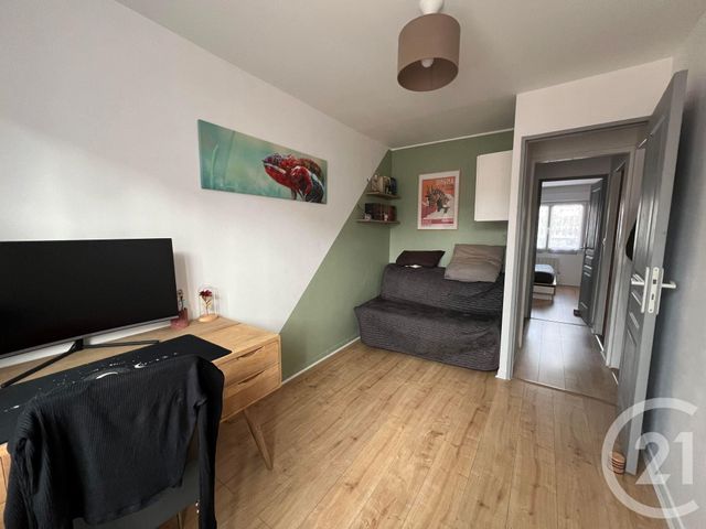 Appartement F3 &agrave; louer - 3 pi&egrave;ces - 59,31 m2 - La Valette Du Var - 83 - PROVENCE-ALPES-COTE-D-AZUR