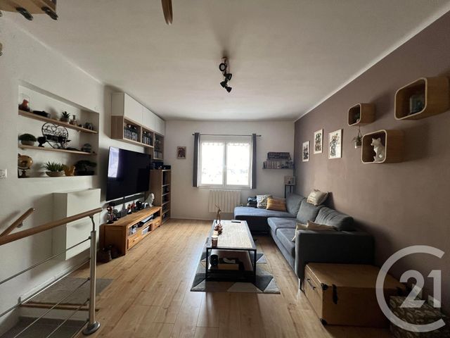 Appartement F3 &agrave; louer - 3 pi&egrave;ces - 59,31 m2 - La Valette Du Var - 83 - PROVENCE-ALPES-COTE-D-AZUR