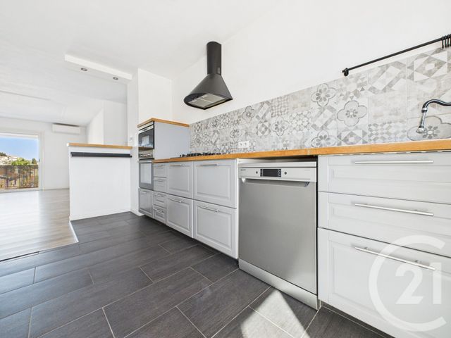 Appartement T4 &agrave; louer - 4 pi&egrave;ces - 78,64 m2 - La Garde - 83 - PROVENCE-ALPES-COTE-D-AZUR