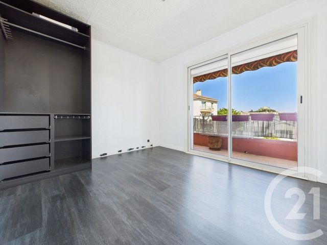 Appartement T4 &agrave; louer - 4 pi&egrave;ces - 78,64 m2 - La Garde - 83 - PROVENCE-ALPES-COTE-D-AZUR