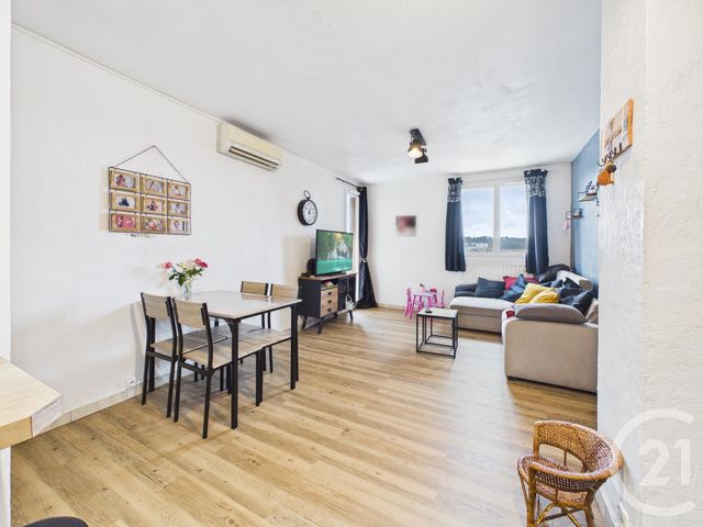 Appartement F4 &agrave; vendre - 4 pi&egrave;ces - 64,97 m2 - La Valette Du Var - 83 - PROVENCE-ALPES-COTE-D-AZUR