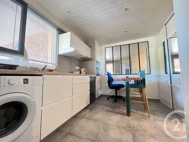 Appartement F2 &agrave; louer - 2 pi&egrave;ces - 20,41 m2 - La Valette Du Var - 83 - PROVENCE-ALPES-COTE-D-AZUR