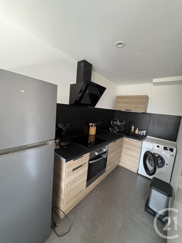 Appartement F2 &agrave; louer - 2 pi&egrave;ces - 27,12 m2 - La Garde - 83 - PROVENCE-ALPES-COTE-D-AZUR