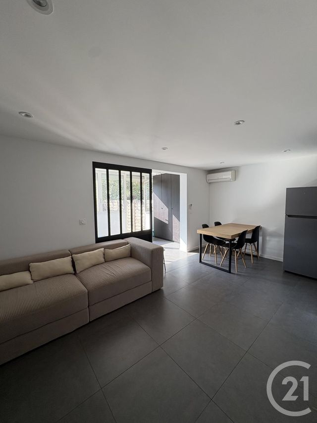 Appartement F2 &agrave; louer - 2 pi&egrave;ces - 27,12 m2 - La Garde - 83 - PROVENCE-ALPES-COTE-D-AZUR