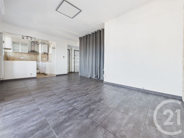 Appartement T3 &agrave; vendre - 3 pi&egrave;ces - 54 m2 - Toulon - 83 - PROVENCE-ALPES-COTE-D-AZUR