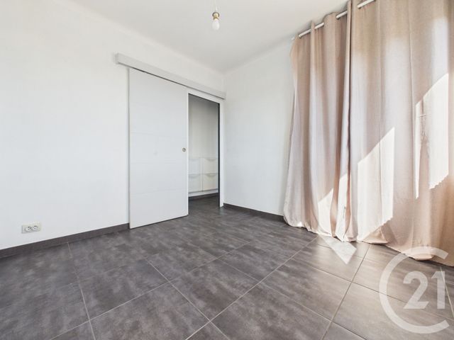 Appartement T3 &agrave; vendre - 3 pi&egrave;ces - 54 m2 - Toulon - 83 - PROVENCE-ALPES-COTE-D-AZUR