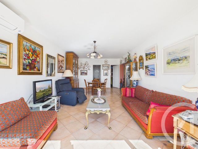 Appartement T4 &agrave; vendre - 5 pi&egrave;ces - 87,56 m2 - La Valette Du Var - 83 - PROVENCE-ALPES-COTE-D-AZUR