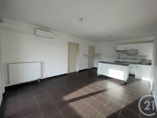 appartement - CUERS - 83