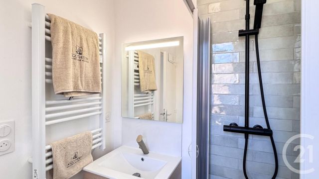 Appartement F1 &agrave; louer - 1 pi&egrave;ce - 29,05 m2 - Toulon - 83 - PROVENCE-ALPES-COTE-D-AZUR