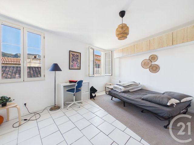 Appartement F1 &agrave; louer - 1 pi&egrave;ce - 29,05 m2 - Toulon - 83 - PROVENCE-ALPES-COTE-D-AZUR