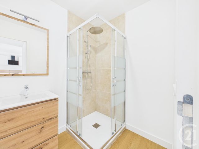 Appartement F3 &agrave; louer - 3 pi&egrave;ces - 52 m2 - Toulon - 83 - PROVENCE-ALPES-COTE-D-AZUR