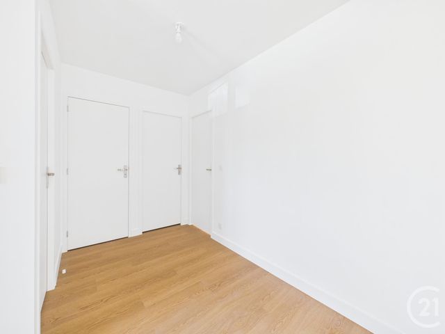 Appartement F3 &agrave; louer - 3 pi&egrave;ces - 52 m2 - Toulon - 83 - PROVENCE-ALPES-COTE-D-AZUR