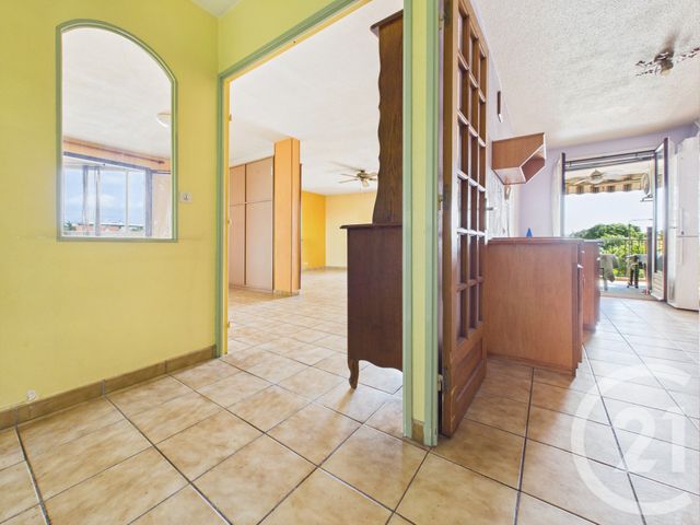 Appartement T4 &agrave; vendre - 4 pi&egrave;ces - 99,80 m2 - La Valette Du Var - 83 - PROVENCE-ALPES-COTE-D-AZUR