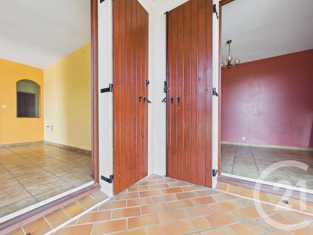 Appartement T4 &agrave; vendre - 4 pi&egrave;ces - 99,80 m2 - La Valette Du Var - 83 - PROVENCE-ALPES-COTE-D-AZUR