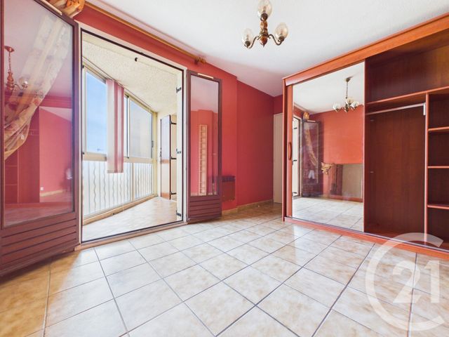 Appartement T4 &agrave; vendre - 4 pi&egrave;ces - 99,80 m2 - La Valette Du Var - 83 - PROVENCE-ALPES-COTE-D-AZUR