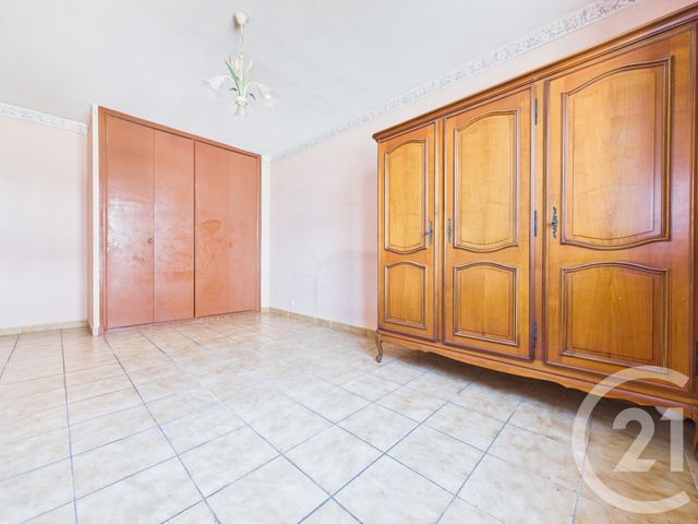 Appartement T4 &agrave; vendre - 4 pi&egrave;ces - 99,80 m2 - La Valette Du Var - 83 - PROVENCE-ALPES-COTE-D-AZUR