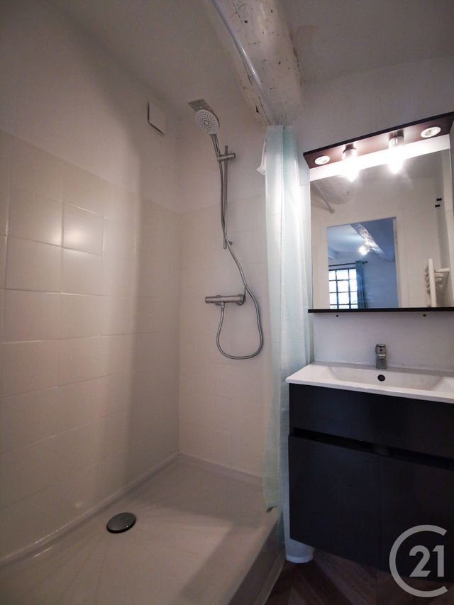 Appartement Studio &agrave; vendre - 1 pi&egrave;ce - 24 m2 - Toulon - 83 - PROVENCE-ALPES-COTE-D-AZUR