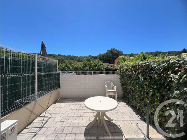 Appartement F1 &agrave; louer - 1 pi&egrave;ce - 21,14 m2 - La Valette Du Var - 83 - PROVENCE-ALPES-COTE-D-AZUR