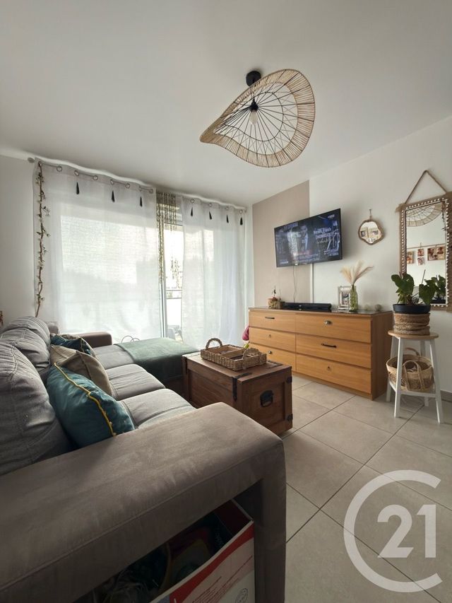 Appartement T2 &agrave; vendre - 2 pi&egrave;ces - 38,80 m2 - La Garde - 83 - PROVENCE-ALPES-COTE-D-AZUR