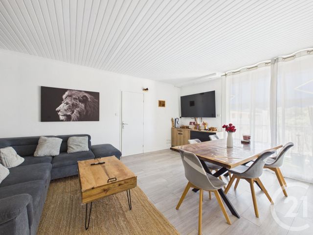 Appartement F3 &agrave; vendre - 3 pi&egrave;ces - 72 m2 - La Valette Du Var - 83 - PROVENCE-ALPES-COTE-D-AZUR