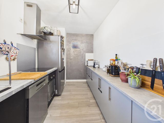 Appartement F3 &agrave; vendre - 3 pi&egrave;ces - 72 m2 - La Valette Du Var - 83 - PROVENCE-ALPES-COTE-D-AZUR