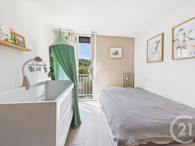 Appartement F3 &agrave; vendre - 3 pi&egrave;ces - 72 m2 - La Valette Du Var - 83 - PROVENCE-ALPES-COTE-D-AZUR