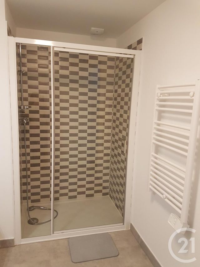 Appartement T1 &agrave; louer - 1 pi&egrave;ce - 22,46 m2 - La Garde - 83 - PROVENCE-ALPES-COTE-D-AZUR