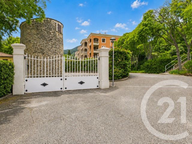 Appartement Studio &agrave; vendre - 1 pi&egrave;ce - 25,42 m2 - La Valette Du Var - 83 - PROVENCE-ALPES-COTE-D-AZUR