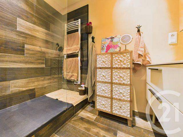 Appartement T4 &agrave; vendre - 4 pi&egrave;ces - 76,44 m2 - Toulon - 83 - PROVENCE-ALPES-COTE-D-AZUR