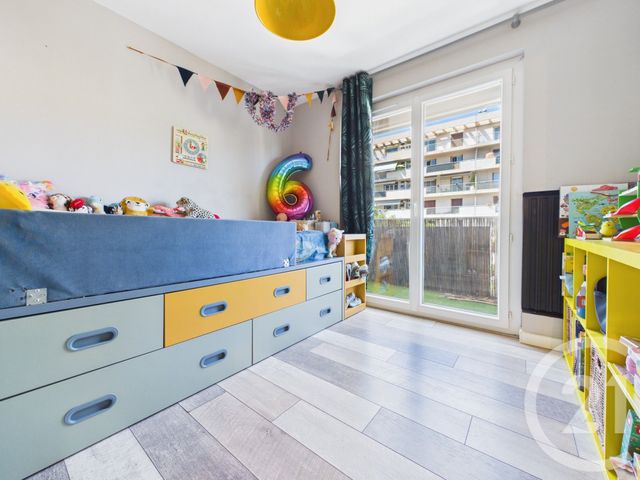 Appartement T4 &agrave; vendre - 4 pi&egrave;ces - 76,44 m2 - Toulon - 83 - PROVENCE-ALPES-COTE-D-AZUR