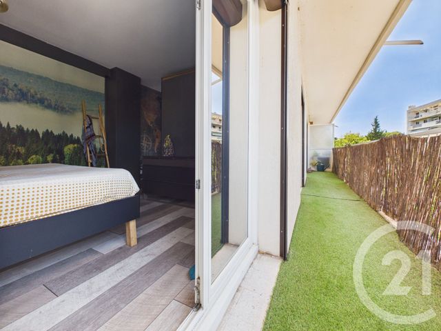 Appartement T4 &agrave; vendre - 4 pi&egrave;ces - 76,44 m2 - Toulon - 83 - PROVENCE-ALPES-COTE-D-AZUR