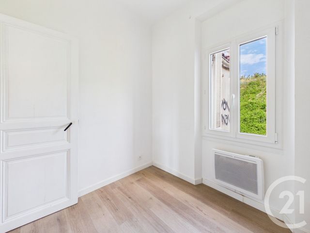 Appartement F3 &agrave; louer - 3 pi&egrave;ces - 50,07 m2 - Toulon - 83 - PROVENCE-ALPES-COTE-D-AZUR
