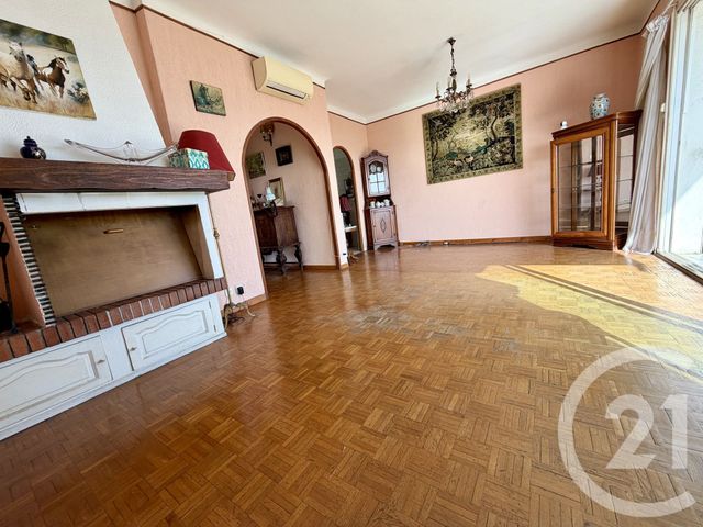Appartement F4 &agrave; vendre - 4 pi&egrave;ces - 90,93 m2 - Toulon - 83 - PROVENCE-ALPES-COTE-D-AZUR