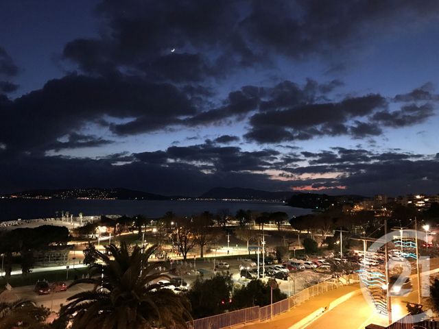 Appartement F4 &agrave; vendre - 4 pi&egrave;ces - 90,93 m2 - Toulon - 83 - PROVENCE-ALPES-COTE-D-AZUR