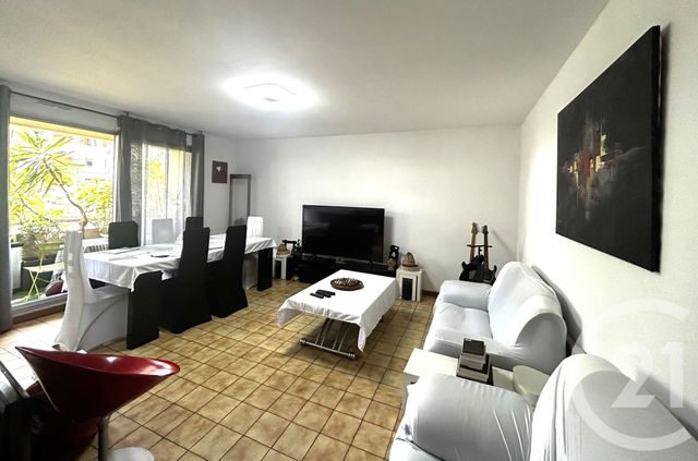 Appartement T4 &agrave; vendre - 4 pi&egrave;ces - 73,37 m2 - Toulon - 83 - PROVENCE-ALPES-COTE-D-AZUR